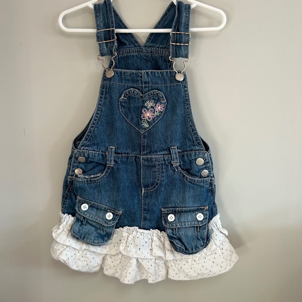 Vintage Faded Glory Denim Heart Pocket Overall Dress White Ruffle Eyelet Trim 3T